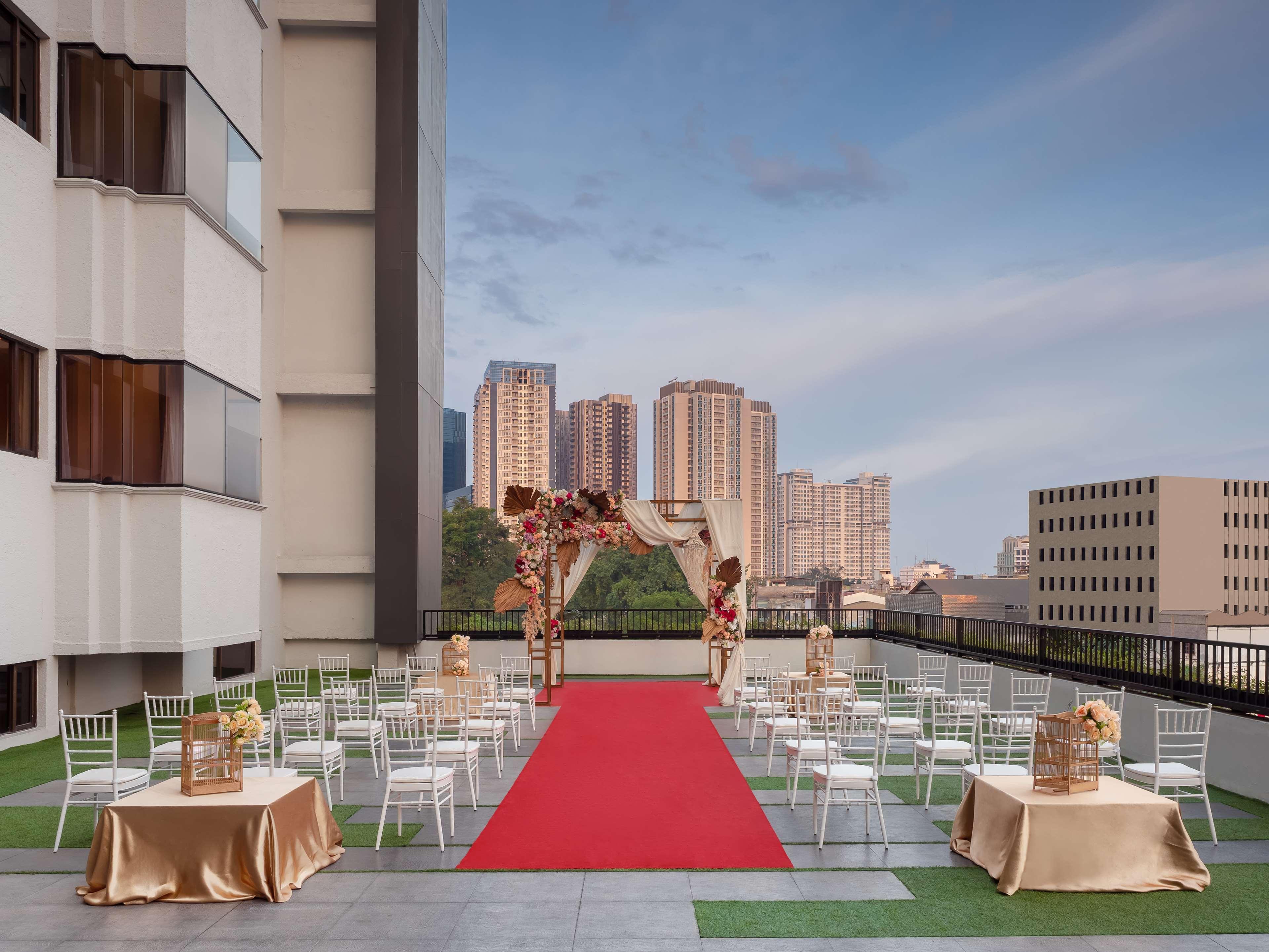 Aiho Hotel Медан Экстерьер фото