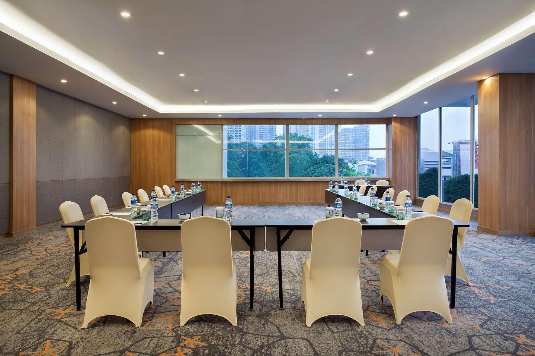 Aiho Hotel Медан Бизнес фото
