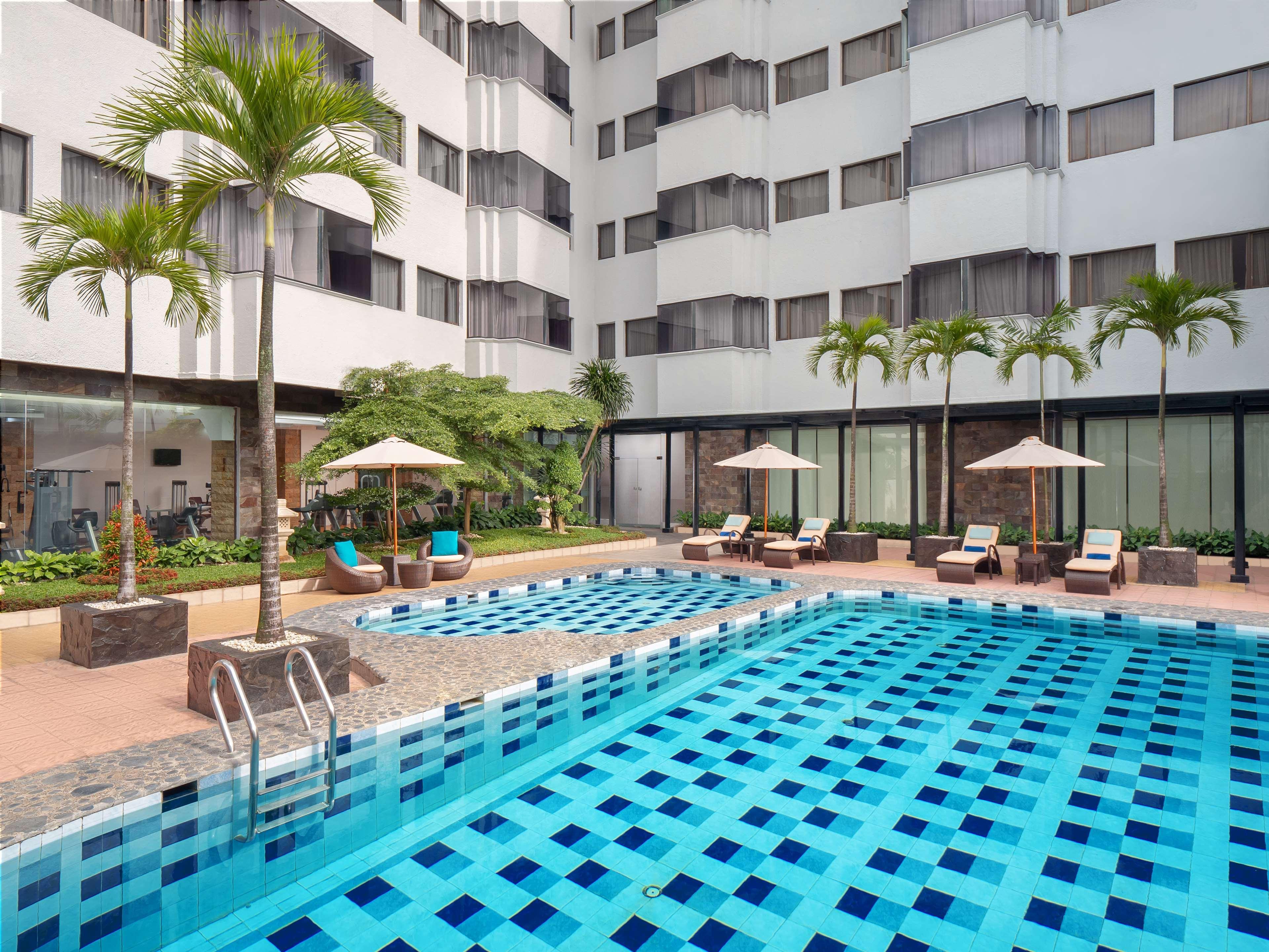 Aiho Hotel Медан Экстерьер фото